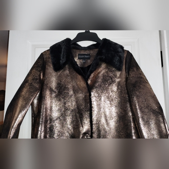 Ellen Tracy Shimmering Gold and Black  Jacket - Picture 3 of 10